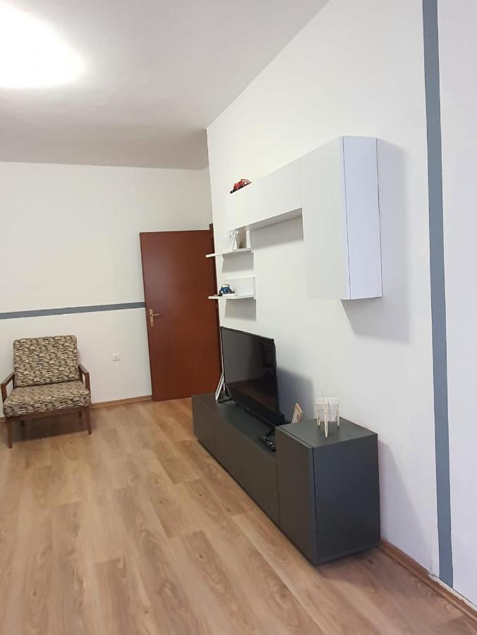 טיראנה Heris'S Apartment מראה חיצוני תמונה